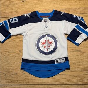 Winnipeg Jets Hockey Jersey - Size S/M